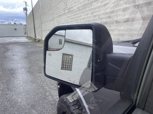 Used 2018 Ford F150 XLT w/ Equipment Group 302A Luxury image 11