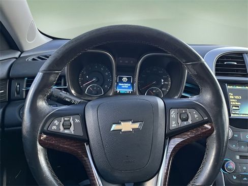 Used 2013 Chevrolet Malibu LTZ image 15