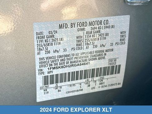 Used 2024 Ford Explorer XLT w/ Class IV Trailer Tow Package AWD/4WD image 32