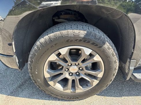 Used 2022 Chevrolet Silverado 1500 High Country AWD/4WD image 5
