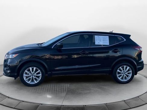 Used 2022 Nissan Rogue Sport S image 6