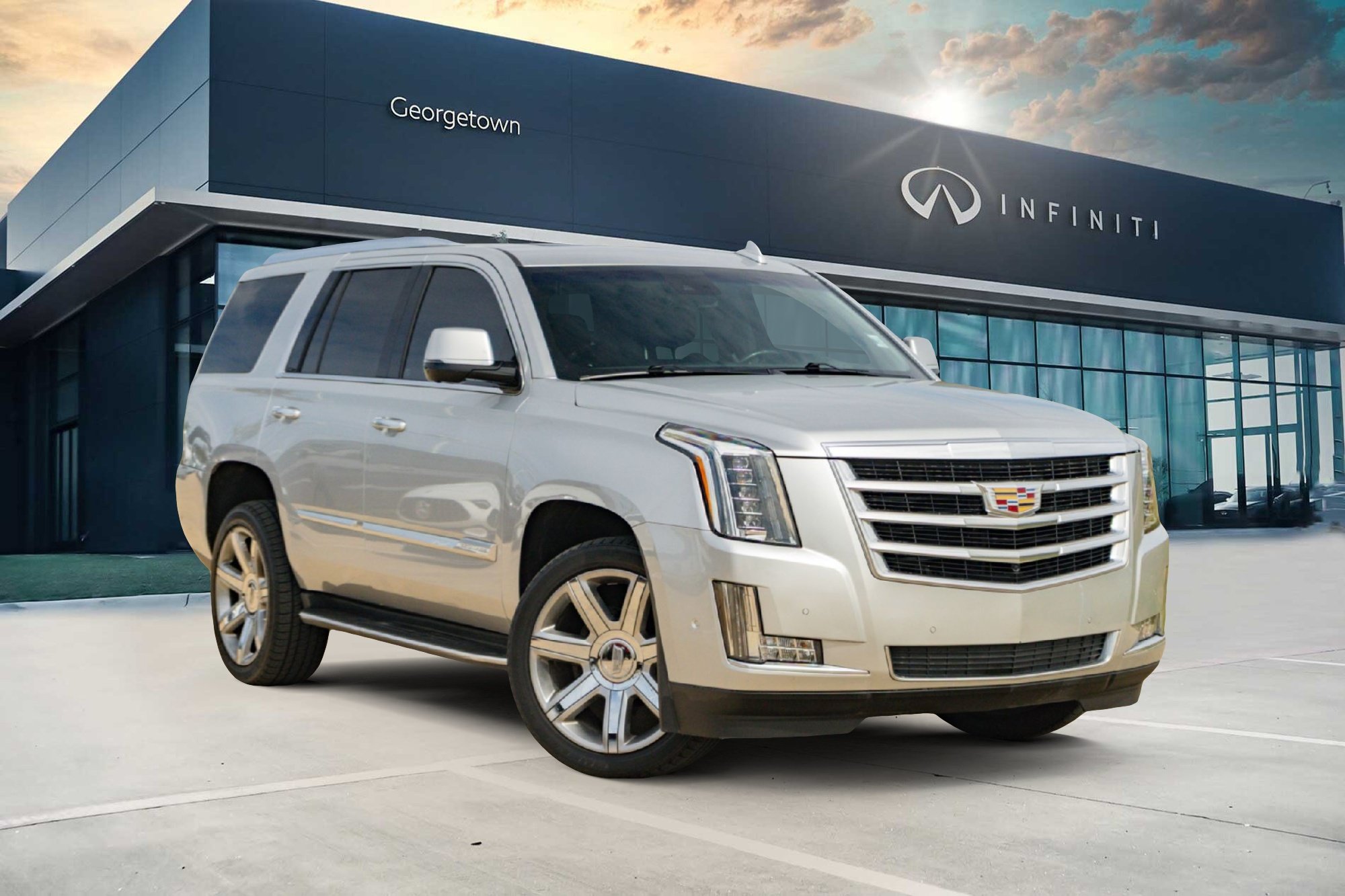 Used 2020 Cadillac Escalade Luxury RWD image 1