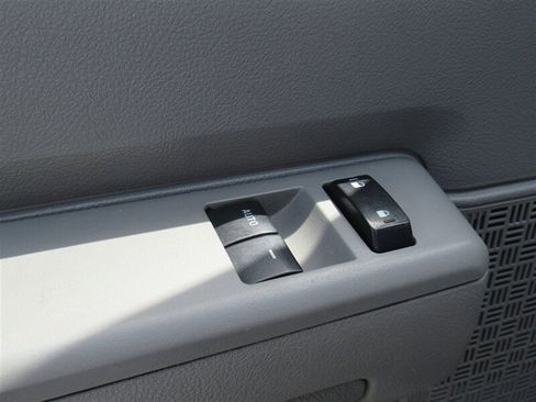 Used 2013 Ford E-150 and Econoline 150 w/ PWR Group image 16