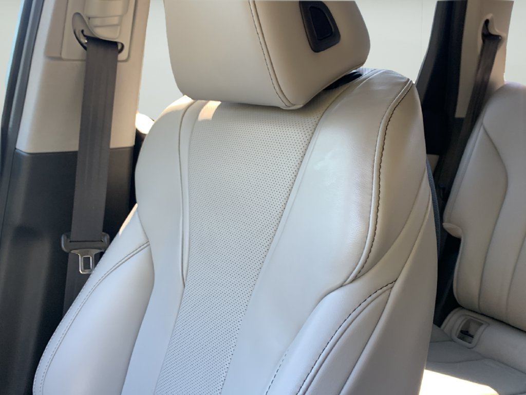 Used 2023 Acura MDX w/ Technology Package FWD image 41