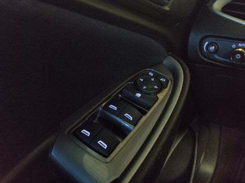 Used 2023 Chevrolet Malibu LS FWD image 27