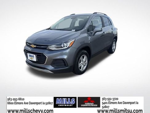 Used 2019 Chevrolet Trax LT w/ LT Convenience Package AWD/4WD image 1