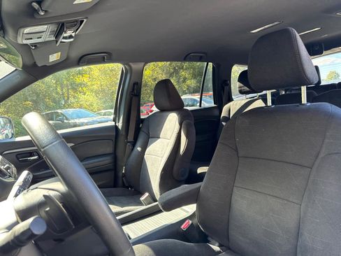 Used 2022 Honda Pilot Sport image 14