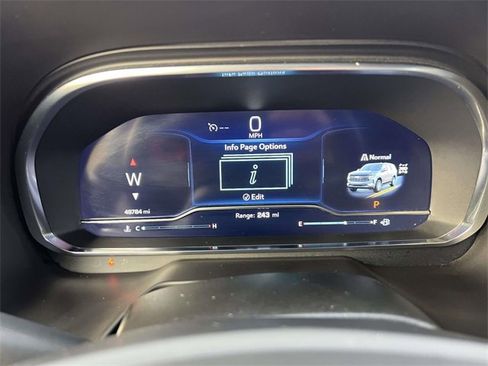 Certified 2024 Chevrolet Suburban LT image 30