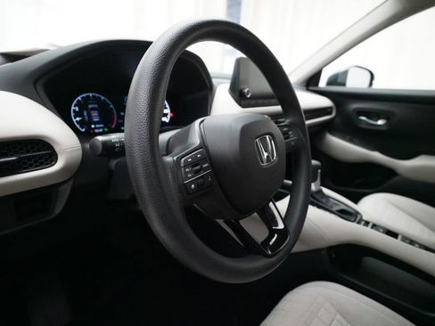 Certified 2025 Honda HR-V LX image 7