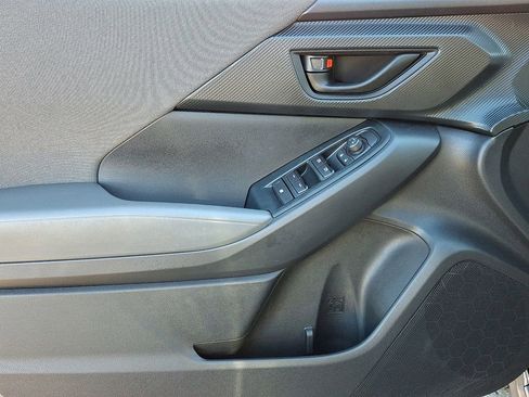 Used 2024 Subaru Crosstrek 2.0i image 14