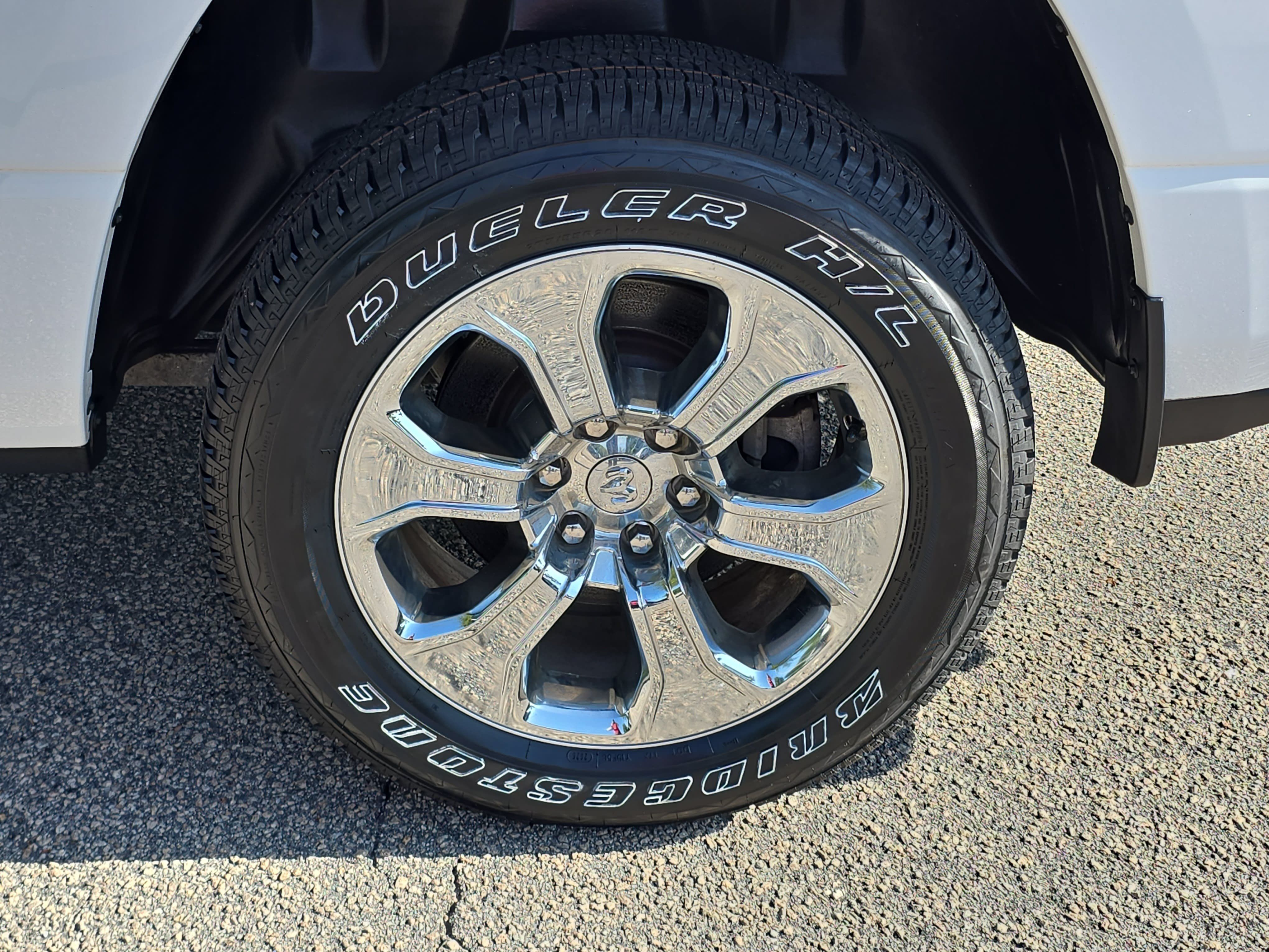 Used 2023 RAM 1500 Big Horn AWD/4WD image 32