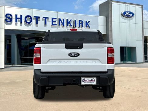 New 2026 Ford Maverick XLT FWD image 8