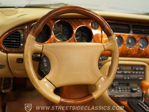 Used 1997 Jaguar XK8 Convertible RWD image 40