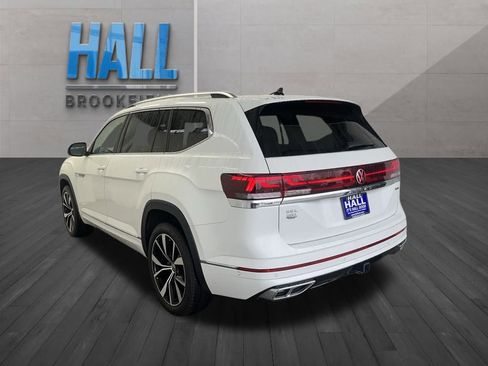 Certified 2025 Volkswagen Atlas SEL Premium R-Line image 4