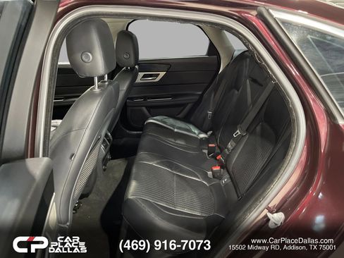 Used 2017 Jaguar XF Prestige AWD/4WD image 24