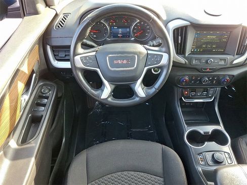 Used 2019 GMC Terrain SLE w/ Driver Convenience Package image 11