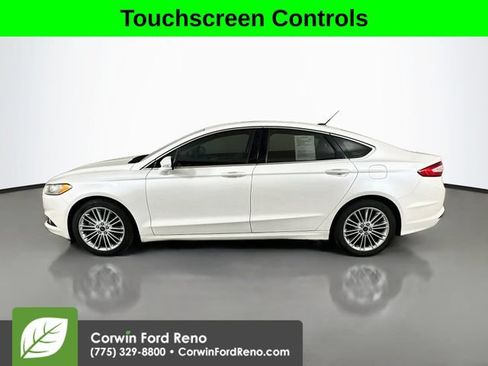 Used 2015 Ford Fusion SE w/ Equipment Group 202A FWD image 4