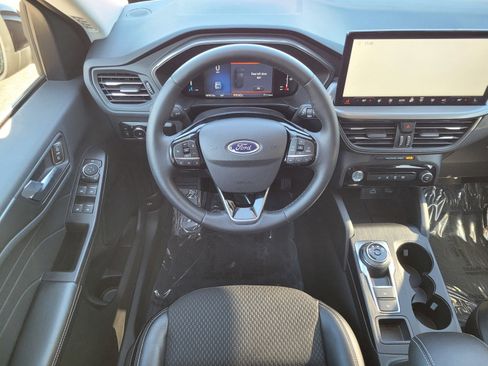 Certified 2023 Ford Escape SE image 11