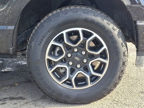 Used 2022 Ford F150 XLT w/ Equipment Group 302A High image 9