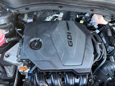Used 2023 Hyundai Santa Fe SEL FWD image 31
