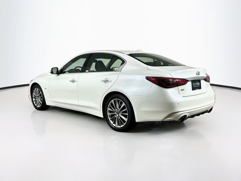 Used 2018 INFINITI Q50 Luxe w/ Sensory Package (Luxe) AWD/4WD image 5