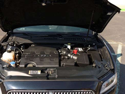 Used 2019 Lincoln Continental Select w/ Continental Climate Package image 47