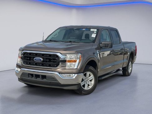 Used 2022 Ford F150 XLT w/ Equipment Group 301A Mid RWD image 2