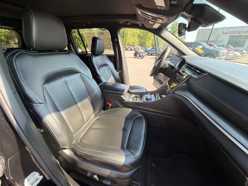 Used 2024 Jeep Grand Cherokee Limited 4xe AWD/4WD image 24