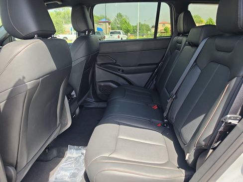 New 2026 Jeep Cherokee Limited AWD/4WD image 24
