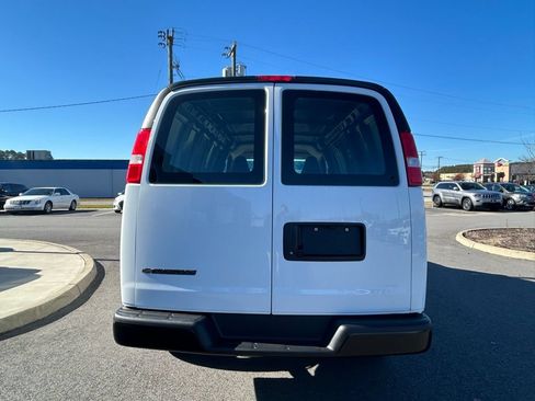 New 2025 Chevrolet Express 2500 RWD image 4