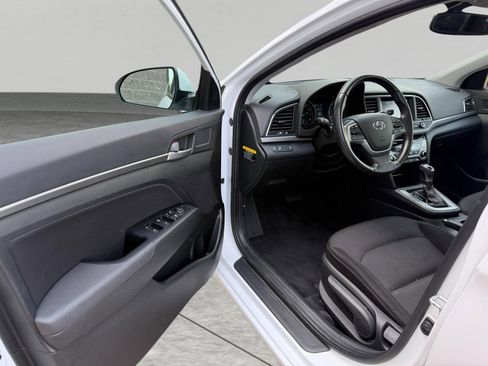 Used 2018 Hyundai Elantra Value Edition w/ Cargo Package FWD image 18