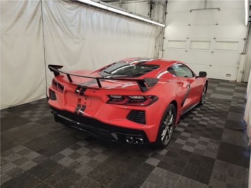 Used 2020 Chevrolet Corvette Stingray Preferred Cpe w/ 2LT Preferred Equipment Group RWD image 2