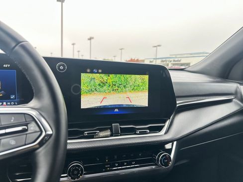 Used 2025 Chevrolet Equinox LT image 17