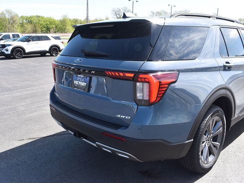 New 2026 Ford Explorer Active AWD/4WD image 31