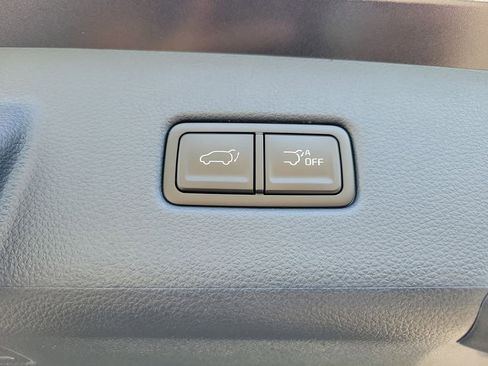 New 2026 Kia Carnival SX image 15