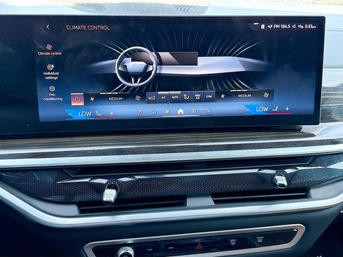 Used 2024 BMW X5 sDrive40i w/ Premium Package RWD image 35