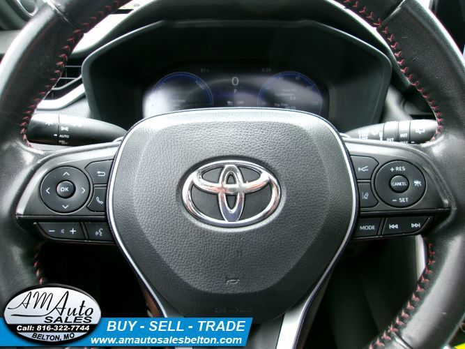 Used 2023 Toyota RAV4 XSE AWD/4WD image 10