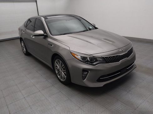 Used 2018 Kia Optima SX w/ Technology Package FWD image 13