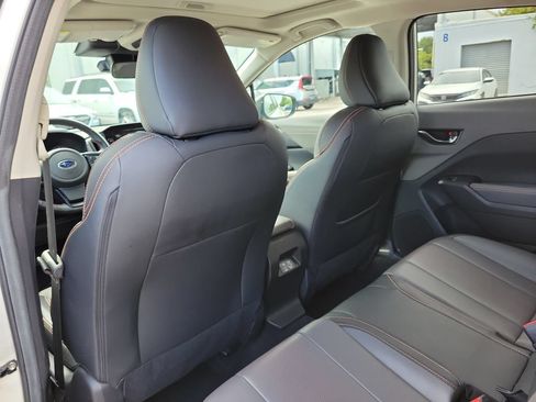 Certified 2024 Subaru Crosstrek 2.5i Limited AWD/4WD image 11