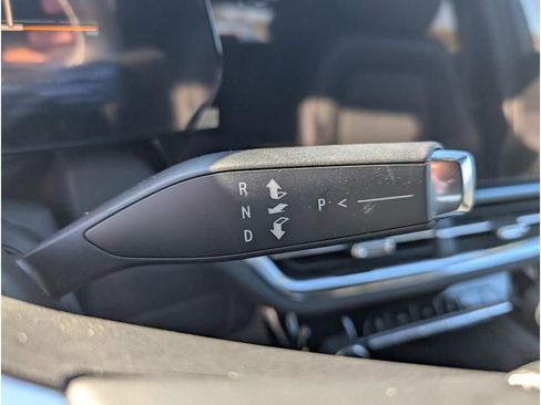 New 2026 Chevrolet Equinox EV LT image 22