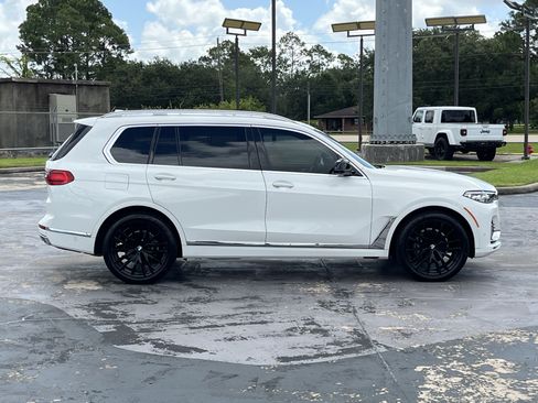 Used 2020 BMW X7 xDrive40i w/ Premium Package AWD/4WD image 14