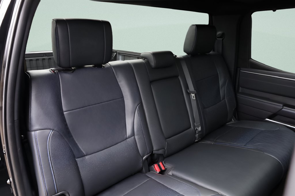 Used 2024 Toyota Tundra Platinum AWD/4WD image 25