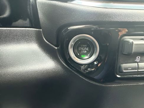 Used 2025 Chevrolet Silverado 2500 LT AWD/4WD image 22