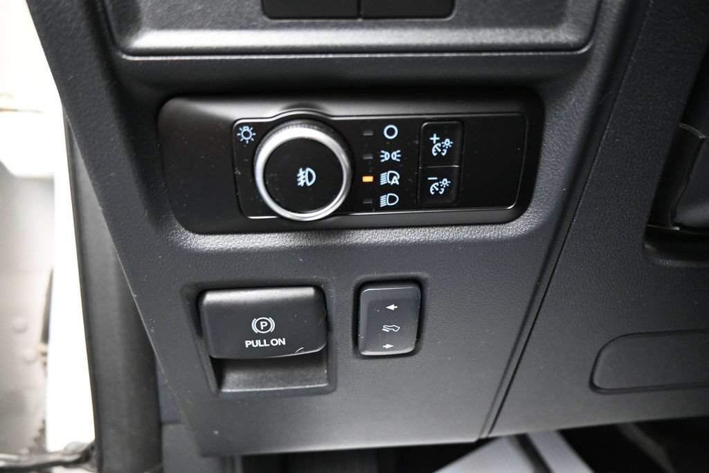 Used 2023 Ford Expedition XLT AWD/4WD image 12