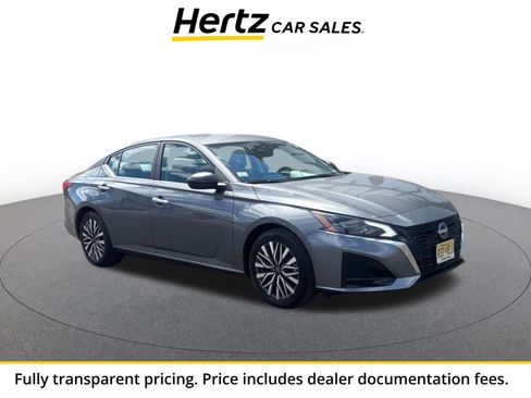 Used 2025 Nissan Altima 2.5 SV FWD image 1