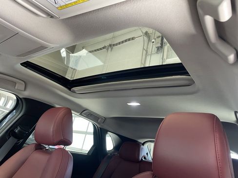 Used 2024 MAZDA CX-30 AWD 2.5 S w/ Preferred Package image 12