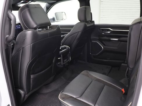 Used 2024 RAM 1500 Laramie image 15