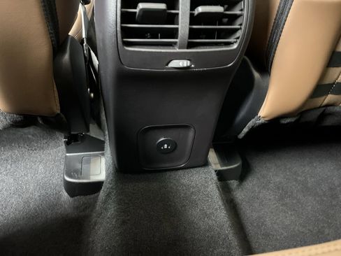 Used 2025 Ford Bronco Sport Outer Banks image 12