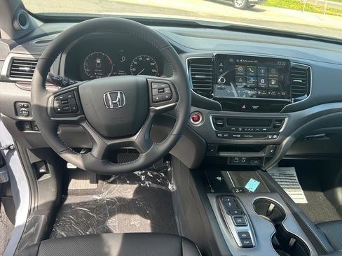New 2026 Honda Ridgeline RTL image 14