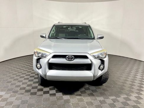 Used 2015 Toyota 4Runner SR5 image 4